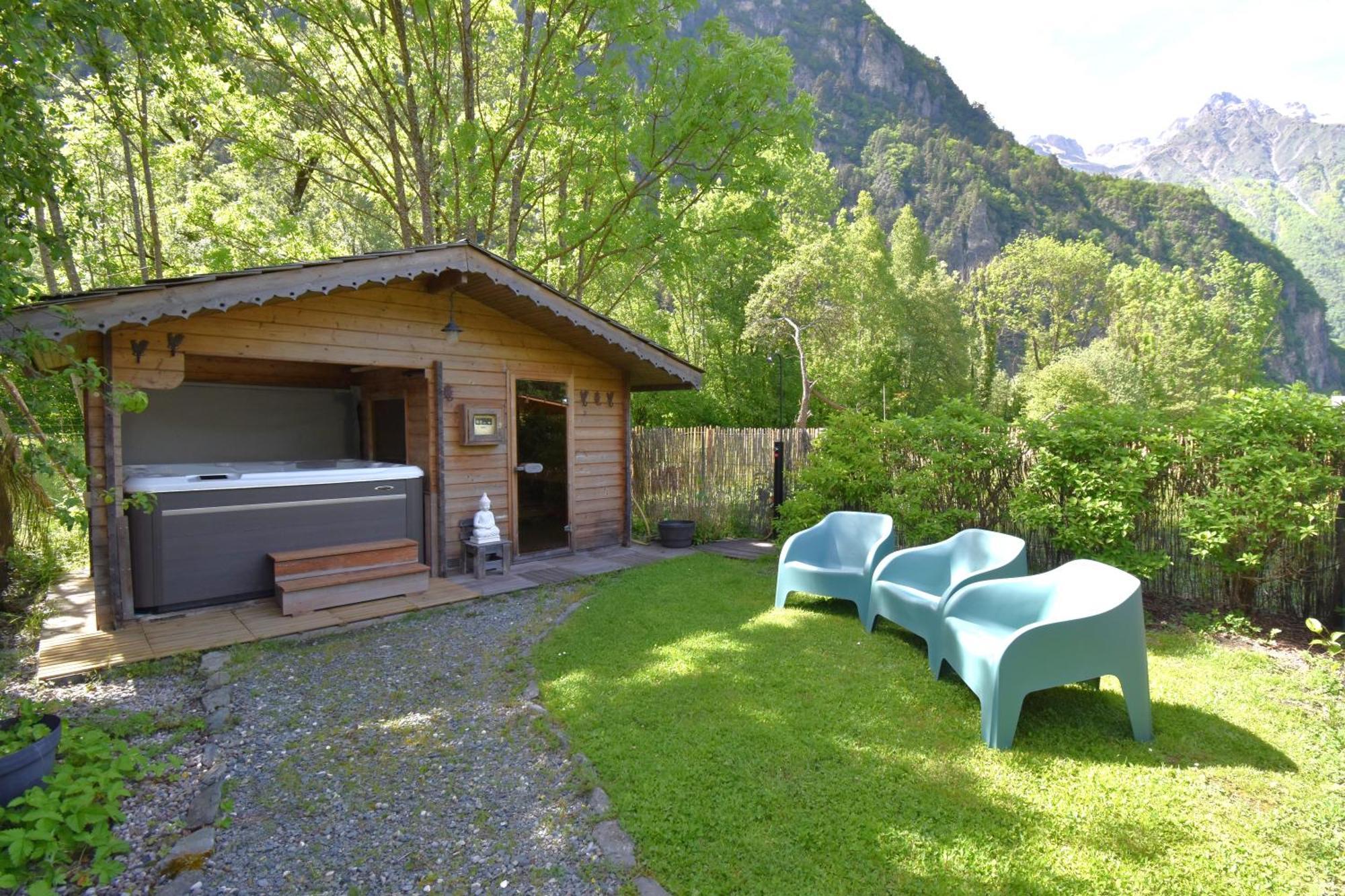 La Cle Des Bois Bed & Breakfast Le Bourg-d'Oisans Bagian luar foto