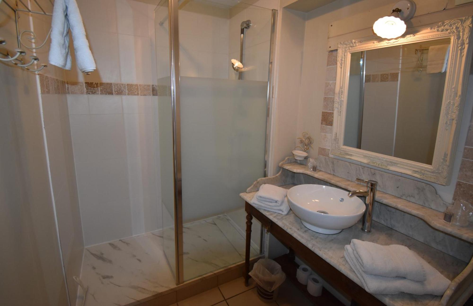 La Cle Des Bois Bed & Breakfast Le Bourg-d'Oisans Bagian luar foto