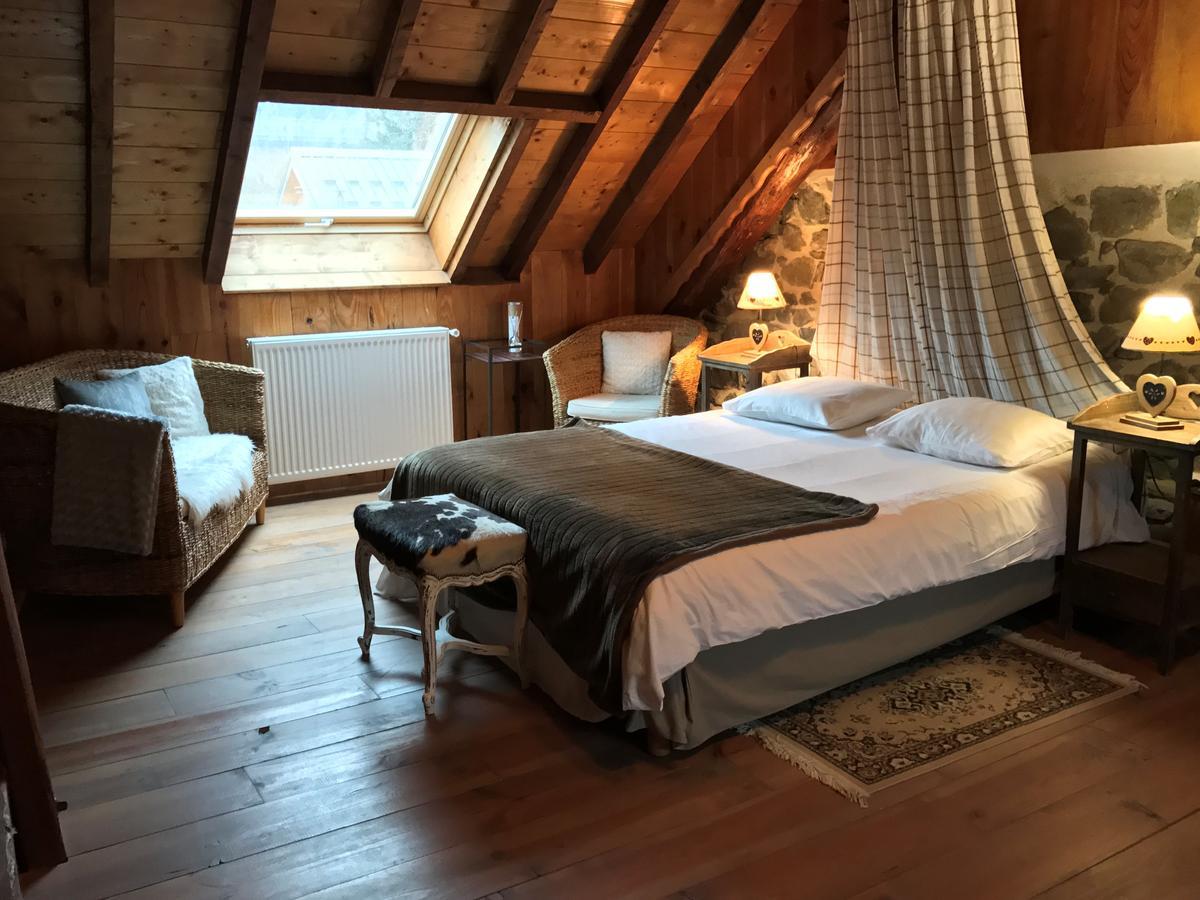 La Cle Des Bois Bed & Breakfast Le Bourg-d'Oisans Bagian luar foto